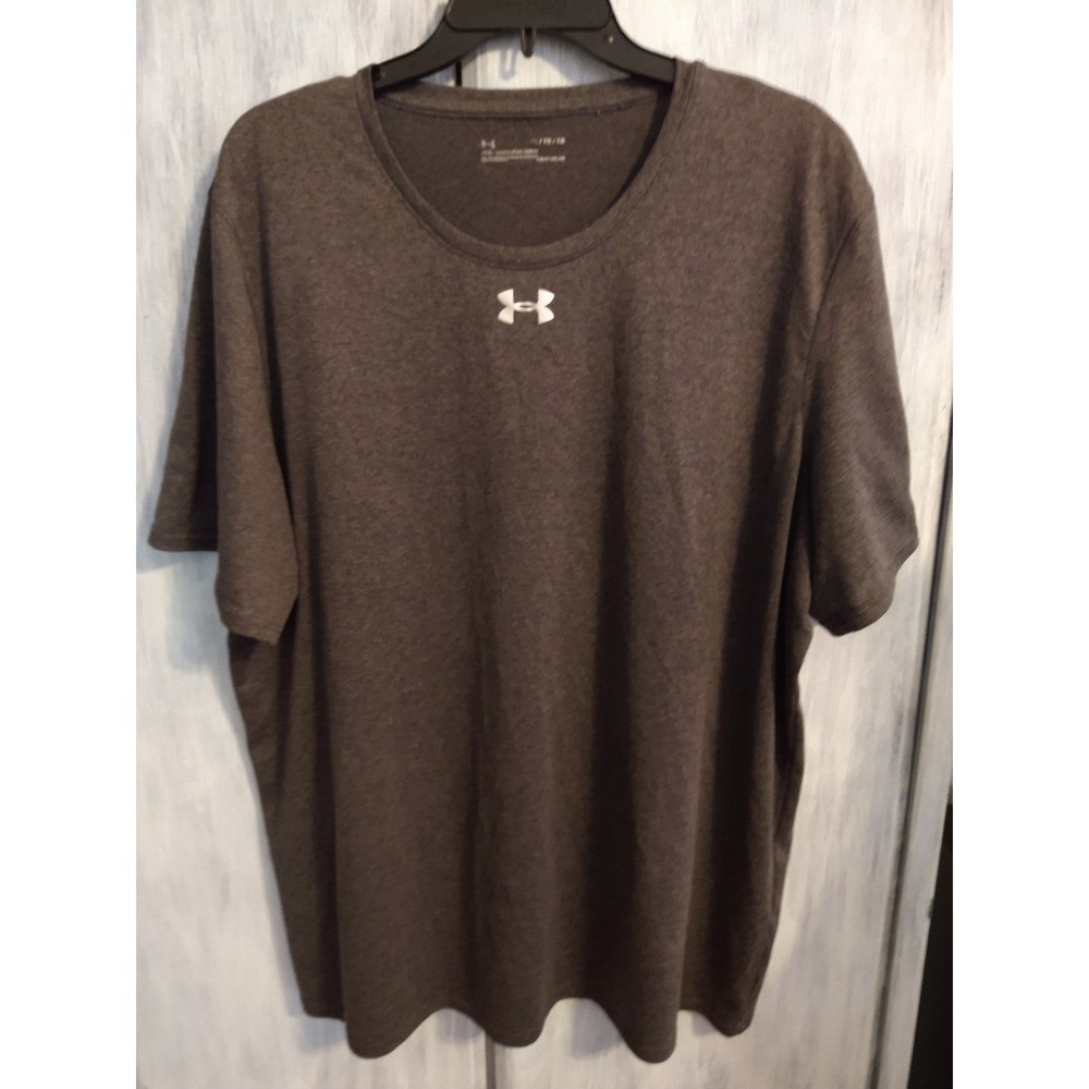 Free with $15 purchase Under armour xl gray men's top - Picture 2 of 6
